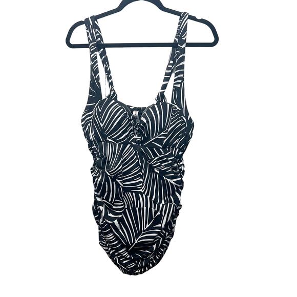 Lane Bryant Black & White Women's Bathing Suit Size 16 Padded Cups - Picture 1 of 16
